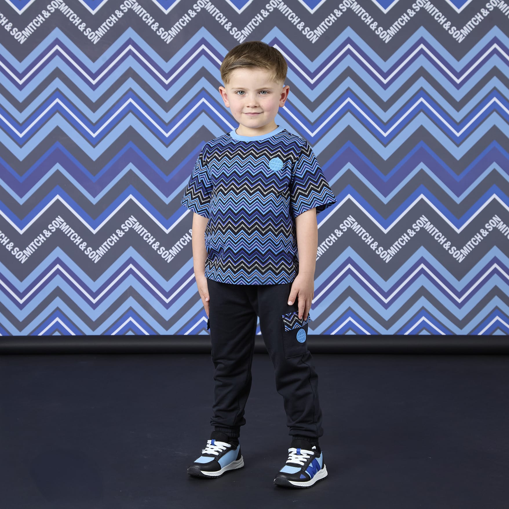 MITCH & SON - Winter Chevron Weston - Zig Zag T Shirt - Cornflower Blue