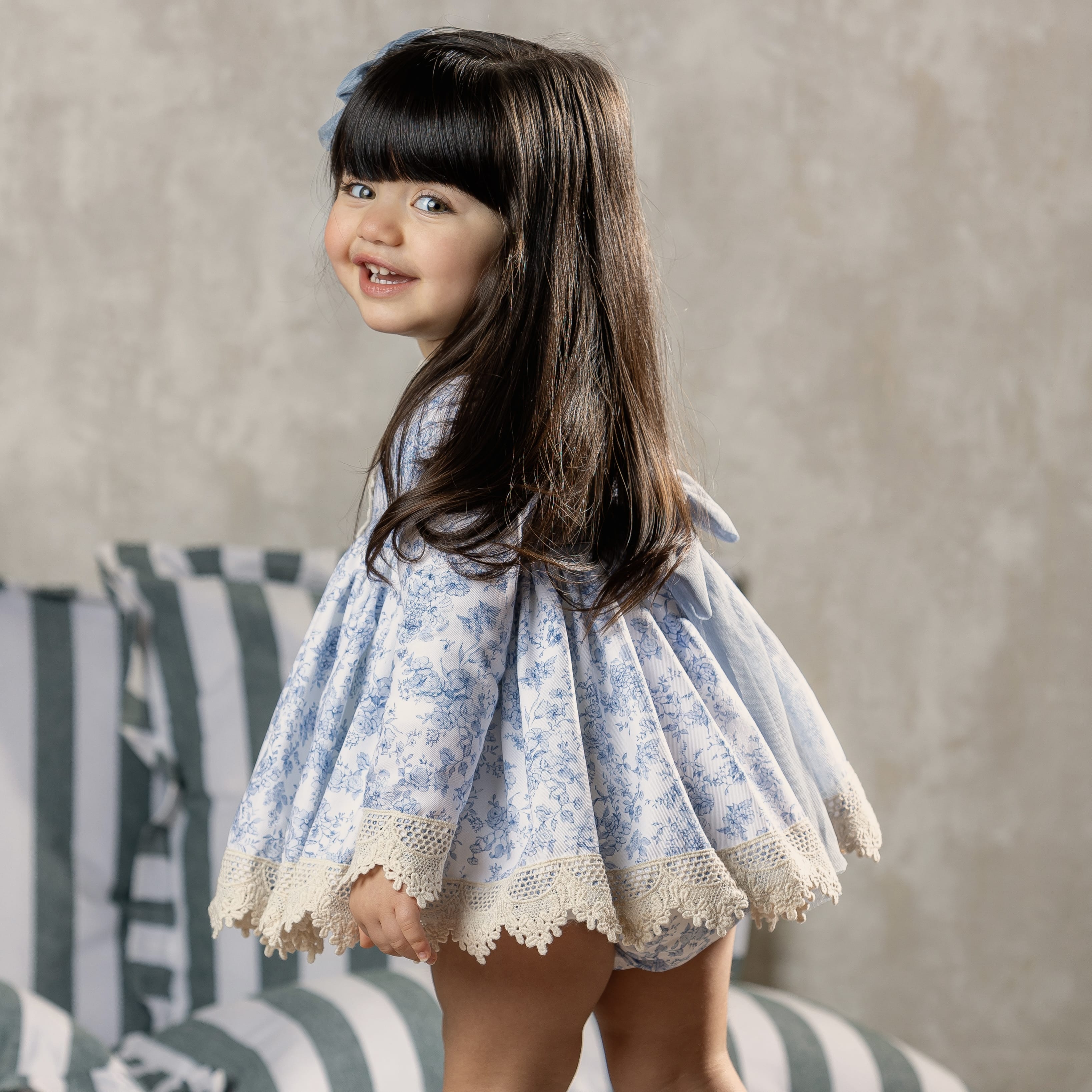 ABUELA TATA - Alice Baby Dress & Bonnet - Blue