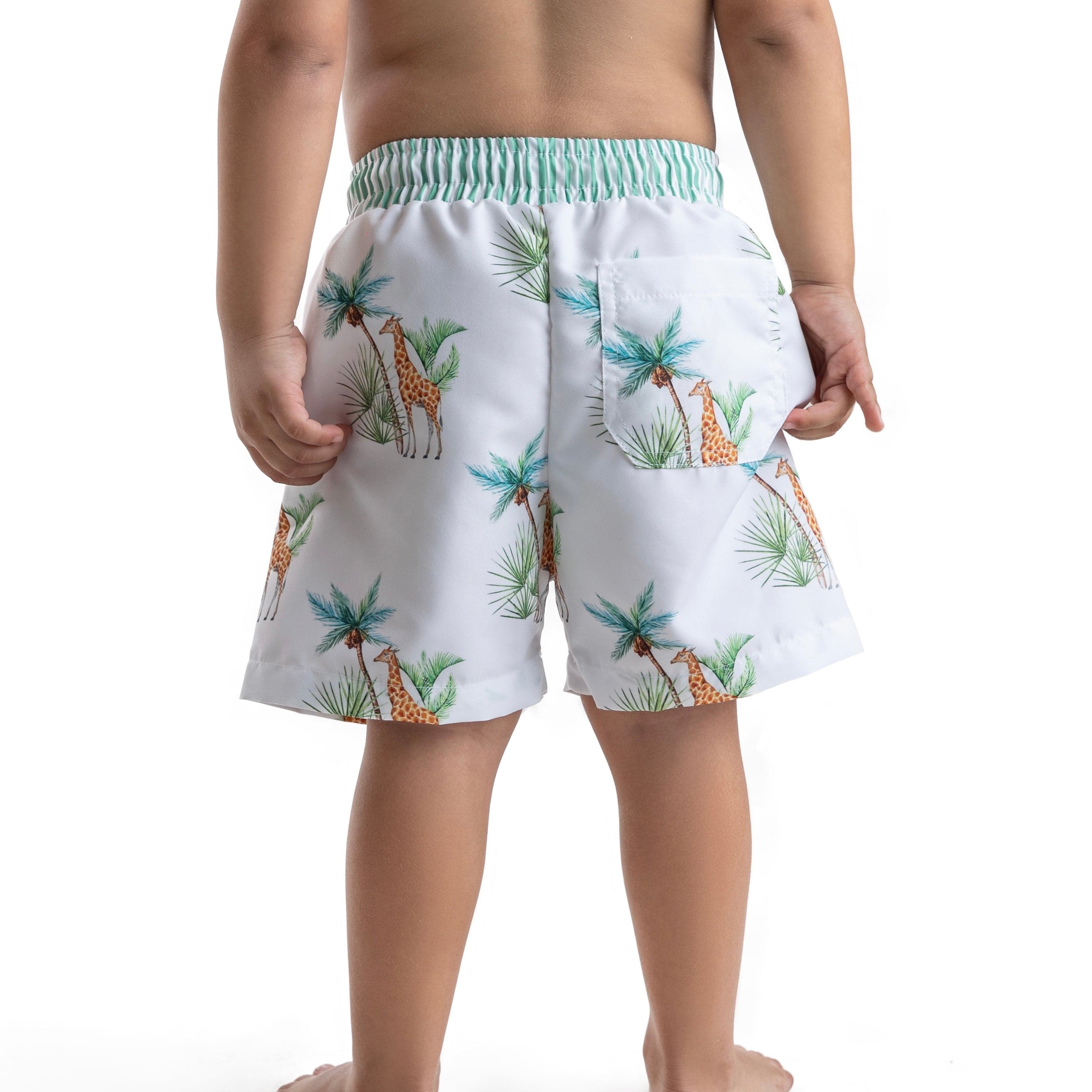 MEIA PATA - Giraffe Print Swim Shorts - Green