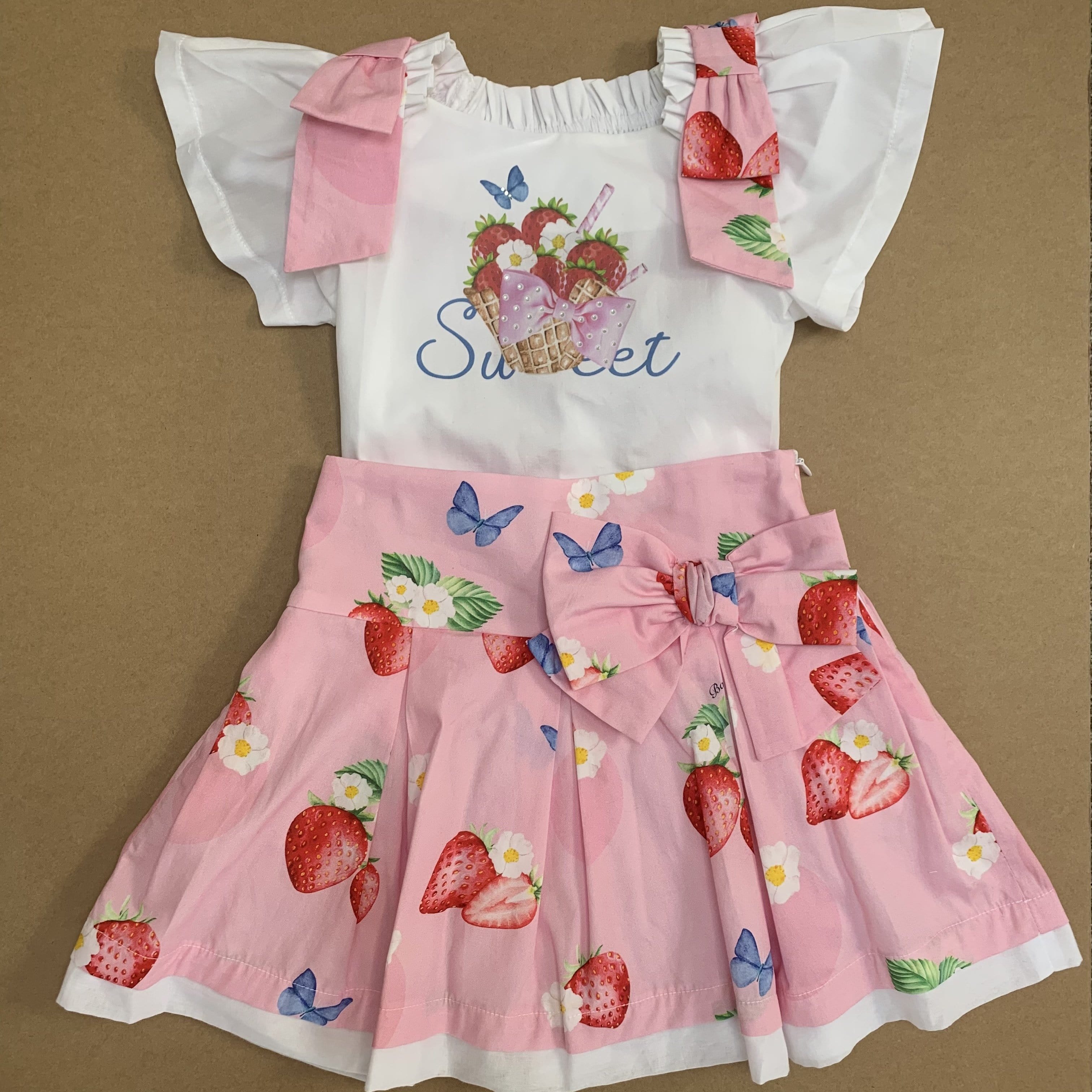BALLOON CHIC EXCLUSIVE STRAWBERRY SKIRT SET