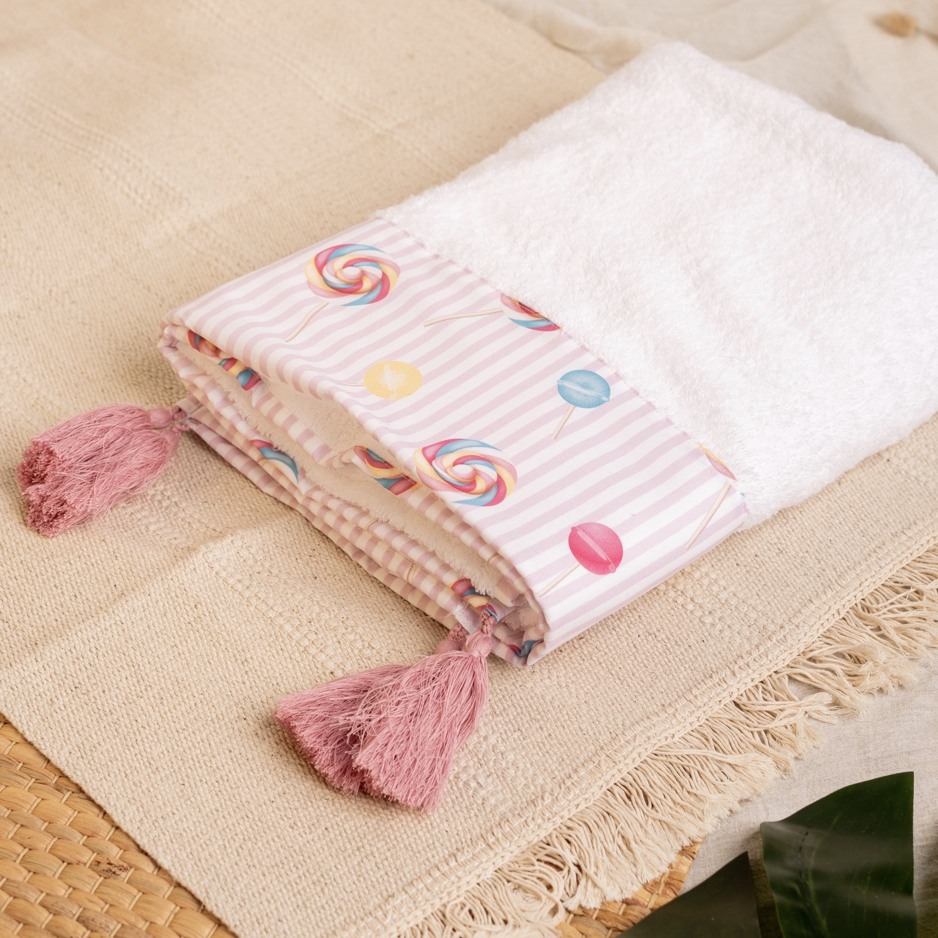 MEIA PATA - Lollipop Beach Towel