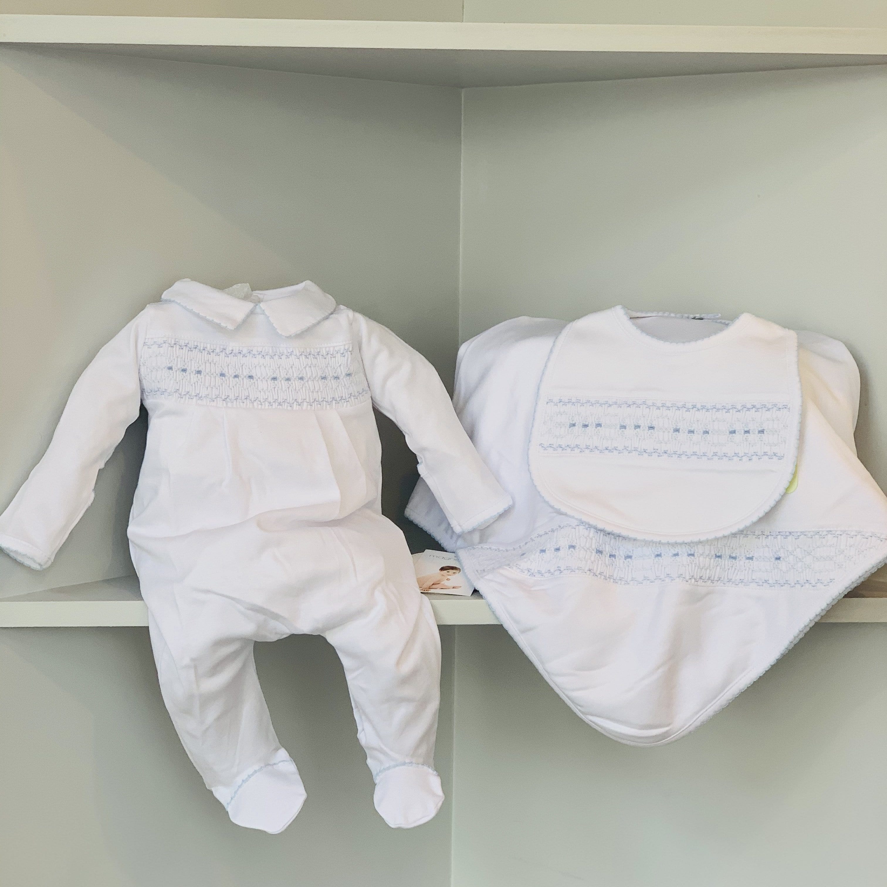 MAGNOLIA BABY - Becky & Ben’s Smocked Set - White