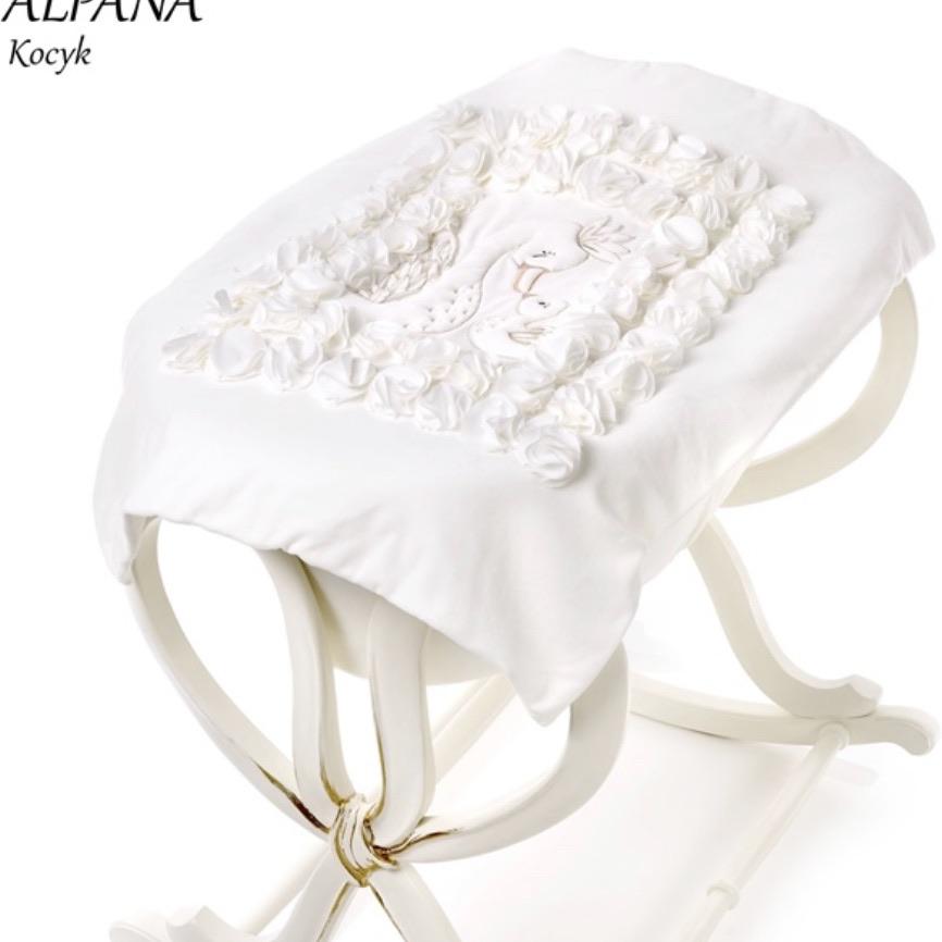 SOFIJA  - Velour Swan Blanket - Cream
