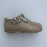 ANDANNINES - Unisex T bar Shoe - Camel